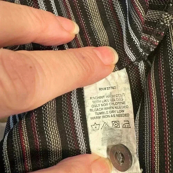 PGA tour polo shirts (2) in lot.striped 1-red 1-black size large - Picture 9 of 10